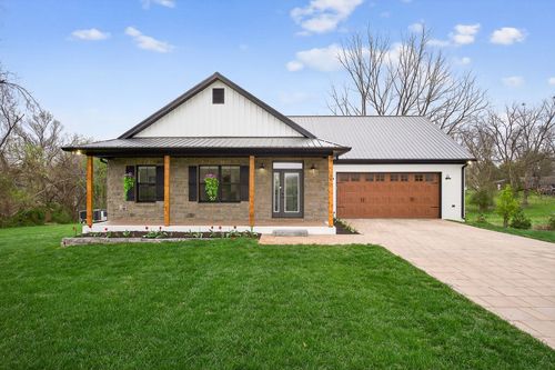381 Rivercliff Rd, Mc Minnville, TN, 37110-3715 | Card Image