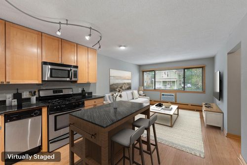 n201-2530 1st Ave S, Minneapolis, MN, 55404 | Card Image