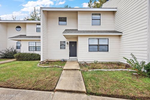 1013 Windrose Dr, Brandon, MS, 39047-6004 | Card Image