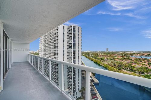 1641-20515 E Country Club Dr, Aventura, FL, 33180-3058 | Card Image