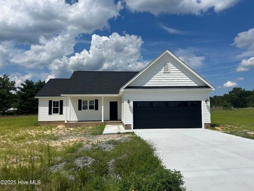 115 Spring Meadows Dr, Aberdeen, NC, 28315-4551 | Card Image