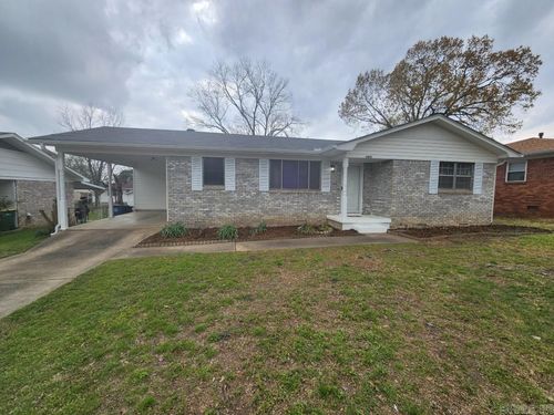 5901 Hacienda Dr, North Little Rock, AR, 72118-3225 | Card Image