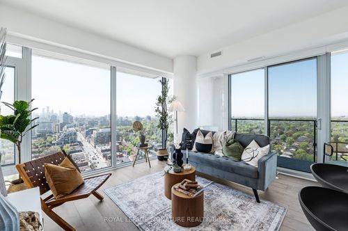 2814-5 Soudan Ave, Toronto, ON, M4S0B1 | Card Image