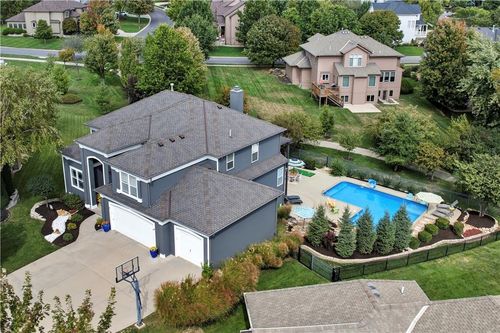 24032 W 112th Ct, Olathe, KS, 66061-7150 | Card Image