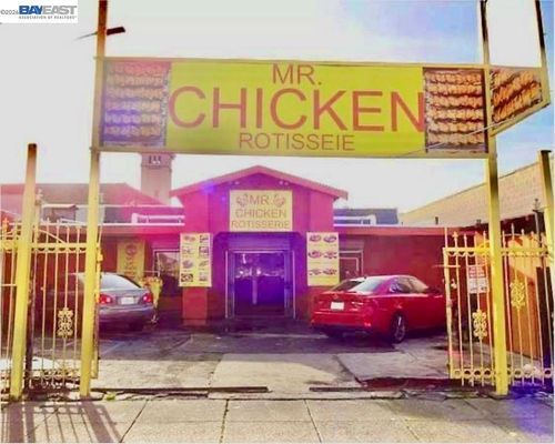 9219 International Blvd, Oakland, CA, 94603-1401 | Card Image