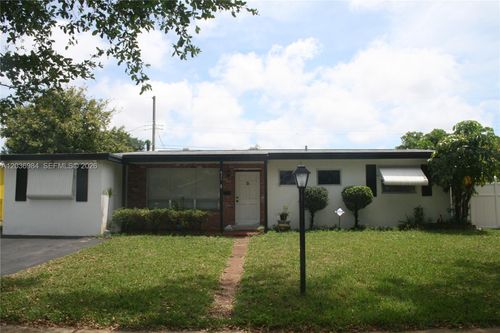 1-621 Sw 64th Way, Pembroke Pines, FL, 33023-1538 | Card Image