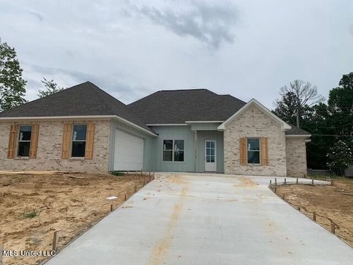 108 Catherine Blvd, Clinton, MS, 39056-6606 | Card Image