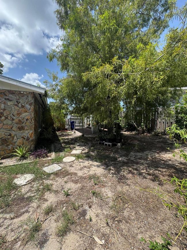 609 4 Th Pl Sw, House other with 2 bedrooms, 1 bathrooms and null parking in Vero Beach FL | Image 26