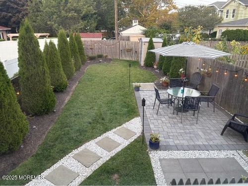 1104 Dunlewy St, Asbury Park, NJ, 07712-4938 | Card Image