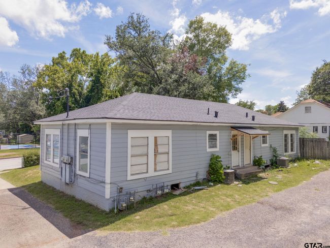 821 &amp; 827 Shaw (7 Units), Home with 0 bedrooms, 0 bathrooms and null parking in Tyler TX | Image 28
