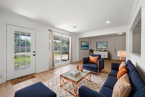 7817 Woodlyn Rd, Houston, TX, 77028-1826 | Card Image