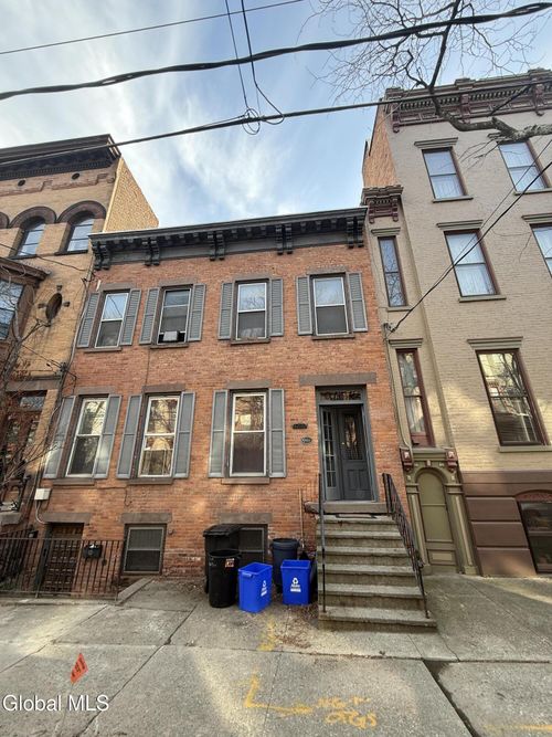138 Lancaster St, Albany, NY, 12210-1920 | Card Image