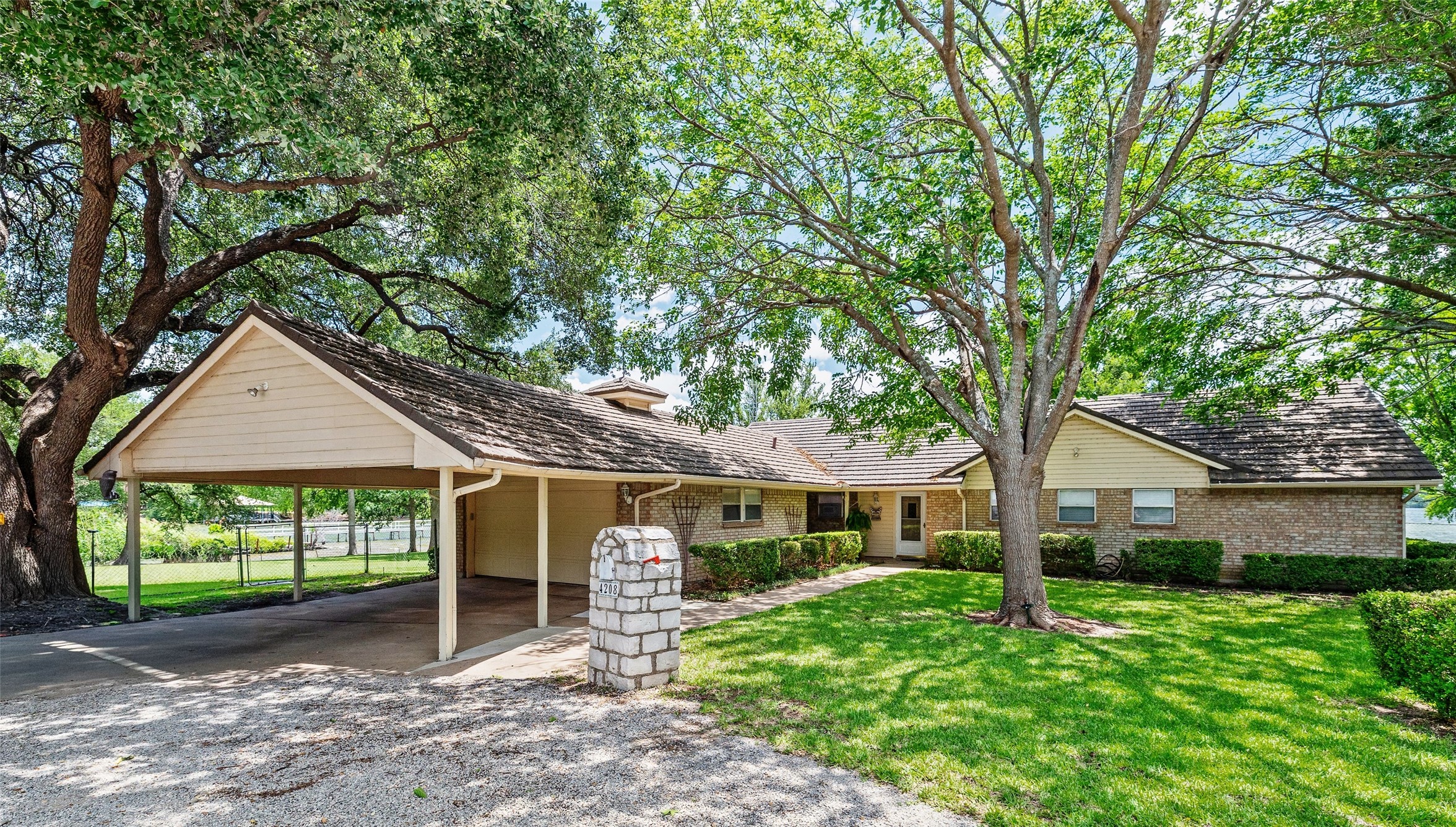 Residential in Granbury 5