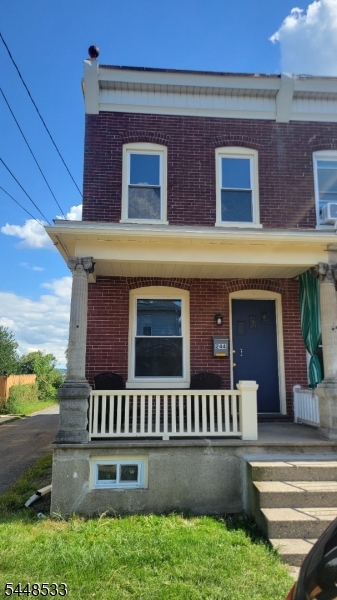 Residential in Phillipsburg Town 2