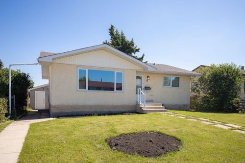 11 Oxbow St, Red Deer, AB, T4N5C3 | Card Image