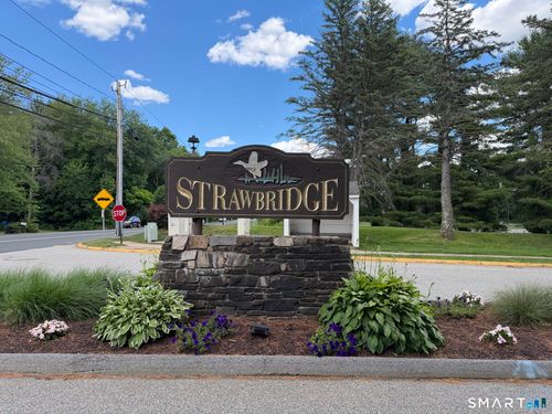 704-704 Mill Pond Dr, South Windsor, CT, 06074-4328 | Card Image