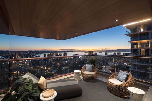 2901-1408 Robson St, Vancouver, BC, V6G | Card Image