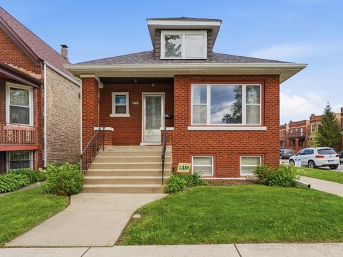 3235 N Kildare Avenue, Chicago, IL, 60641 | Card Image
