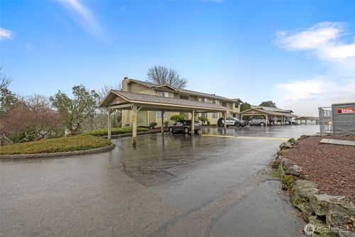 unit-204-3400 Narrows View Ln Ne, Bremerton, WA, 98310-2275 | Card Image