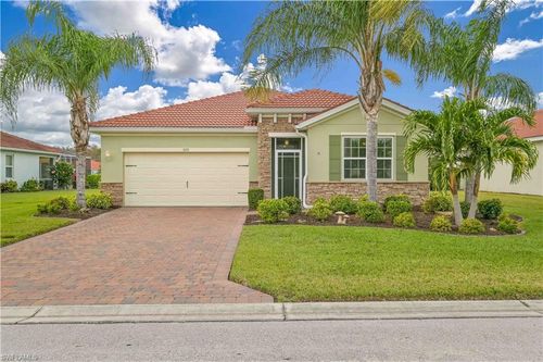 3233 Birch Tree Ln, ALVA, FL, 33920-6009 | Card Image