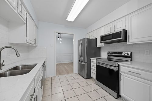 1603 Brentwood Dr, Irving, TX, 75061-2903 | Card Image