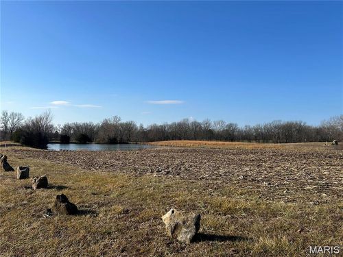 1 Murdach Ln, Chester, IL, 62233 | Card Image