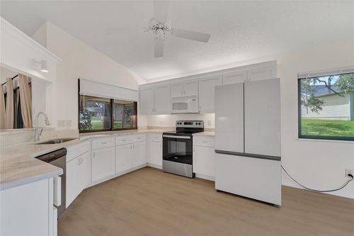 8050 Eacon Ct, HUDSON, FL, 34667-2112 | Card Image