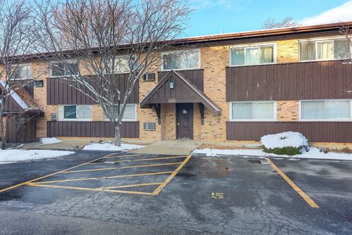 2-2200 Arbor Circle, Downers Grove, IL, 60515 | Card Image