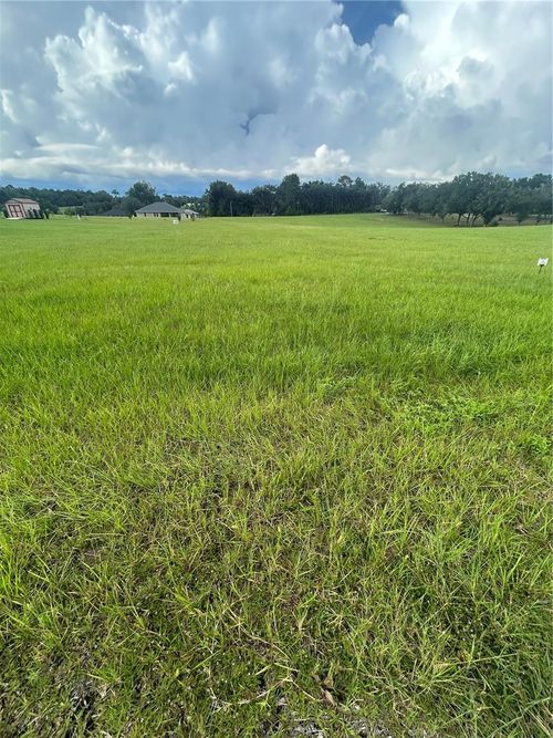 591 E Connecticut Ln, HERNANDO, FL, 34442-4752 | Card Image