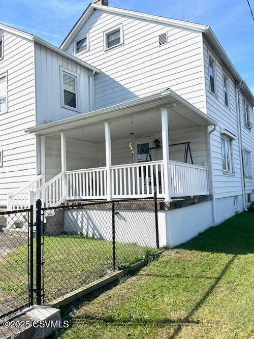 166 Front St, Mount Carmel, PA, 17851-2554 | Card Image