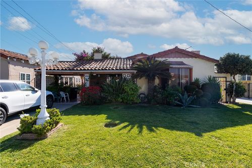 3366 Flower St, Huntington Park, CA, 90255-6122 | Card Image