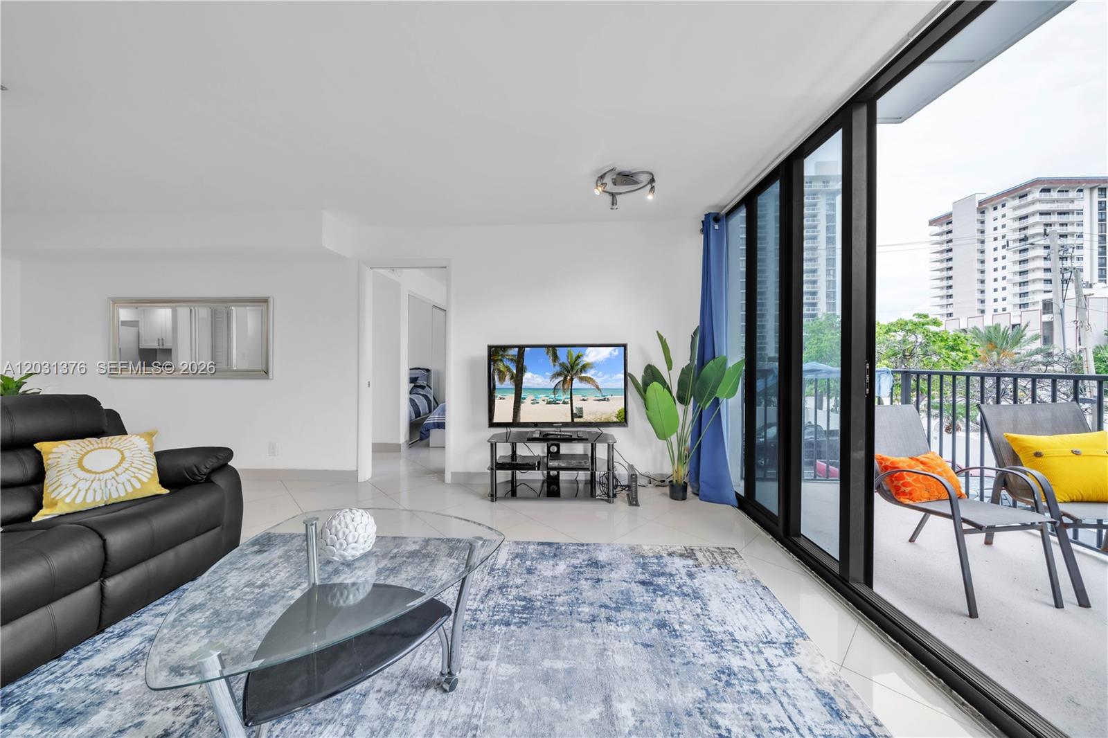 Residential in Hollywood 5