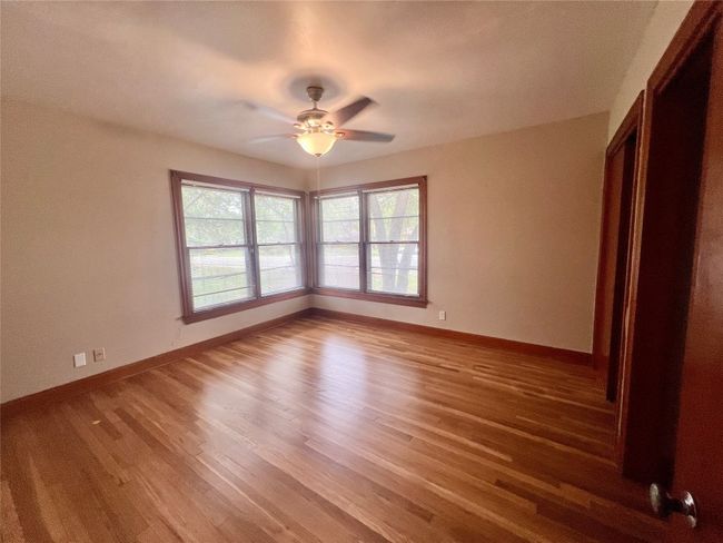 1808 E 38 Th 1/2 St, House other with 2 bedrooms, 2 bathrooms and null parking in Austin TX | Image 8