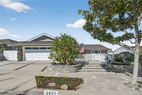 2821 Alta Vista Dr, Newport Beach, CA, 92660-3204 | Card Image