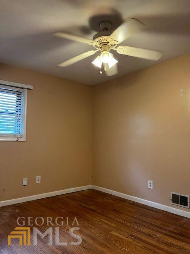 724 Camelot Way, House other with 3 bedrooms, 2 bathrooms and null parking in Norcross GA | Image 7