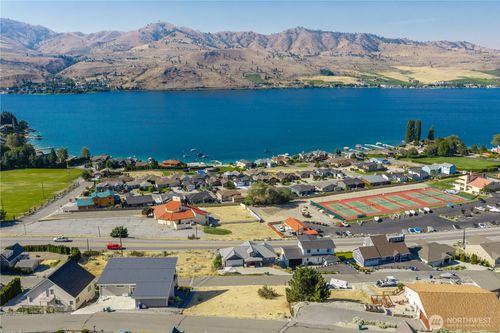 115 San Remo Ln, Chelan, WA, 98816-9549 | Card Image