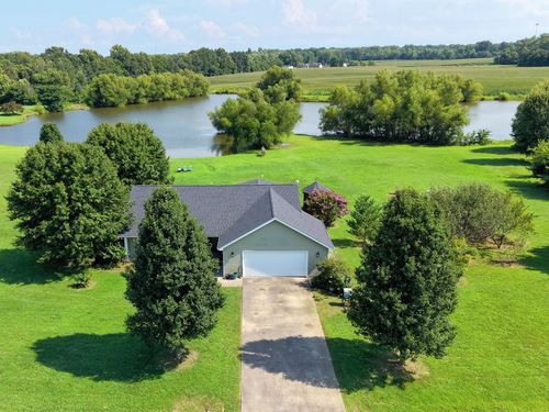 156 Hanover Ln, Murphysboro, IL, 62966-5020 | Card Image