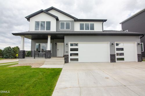 4800 Cornice Loop, Bismarck, ND, 58503-1584 | Card Image