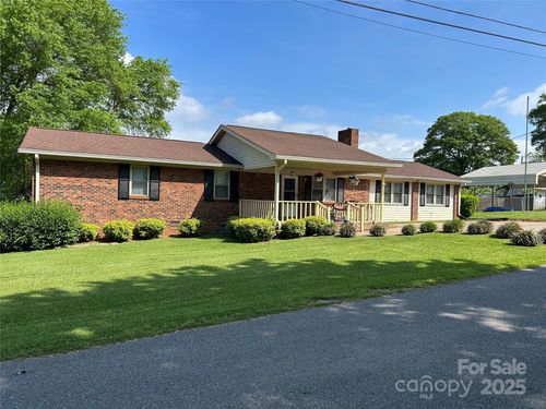 604 W Lime St, Blacksburg, SC, 29702-1427 | Card Image