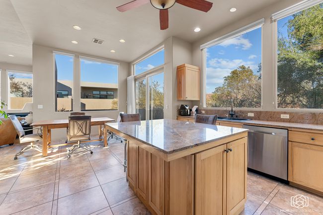 Kitchen | Image 13
