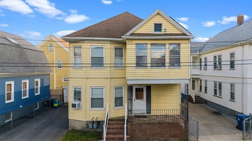 218 Bates St, New Bedford, MA, 02745-5217 | Card Image