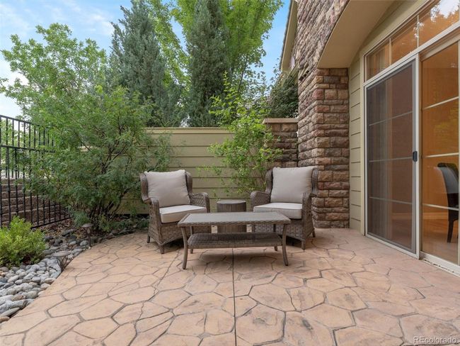 10103 Bluffmont Ln, Townhouse with 2 bedrooms, 3 bathrooms and null parking in Lone Tree CO | Image 36