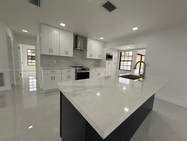 4314 Sw 97 Th Ct, House other with 5 bedrooms, 2 bathrooms and null parking in Miami FL | Image 11