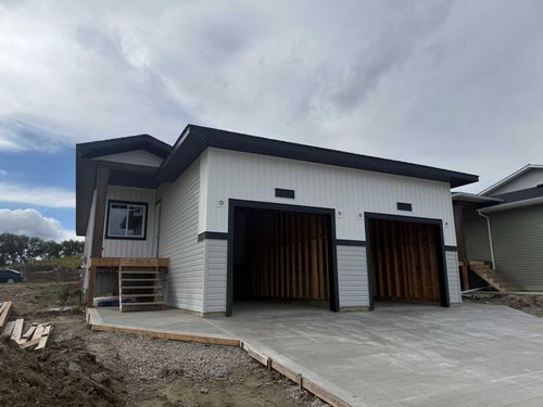 137 Gray Close, Sylvan Lake, AB, T4S0W4 | Card Image