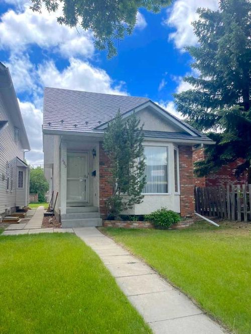 463 23 Ave Nw, Calgary, AB, T2M1S5 | Card Image