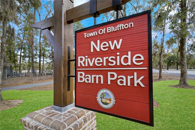 New Riverside Barn Park- walkable | Image 56
