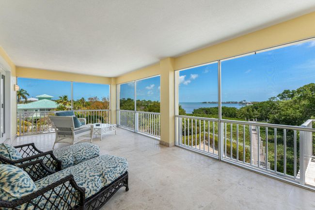 Master Room Outdoor Area | Image 41