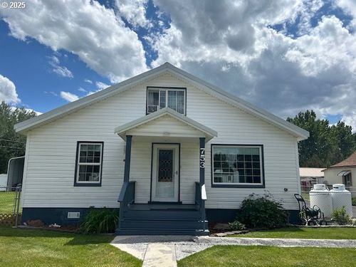 753 Riverside Dr, Burns, OR, 97720-1661 | Card Image