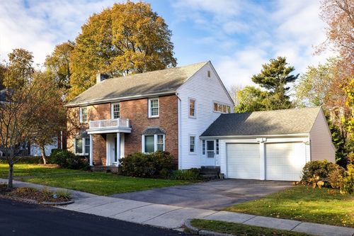 55 Woodlawn Dr, Chestnut Hill, MA, 02467-1036 | Card Image