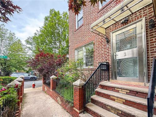 2 Roosevelt Ct, Brooklyn, NY, 11232-1707 | Card Image
